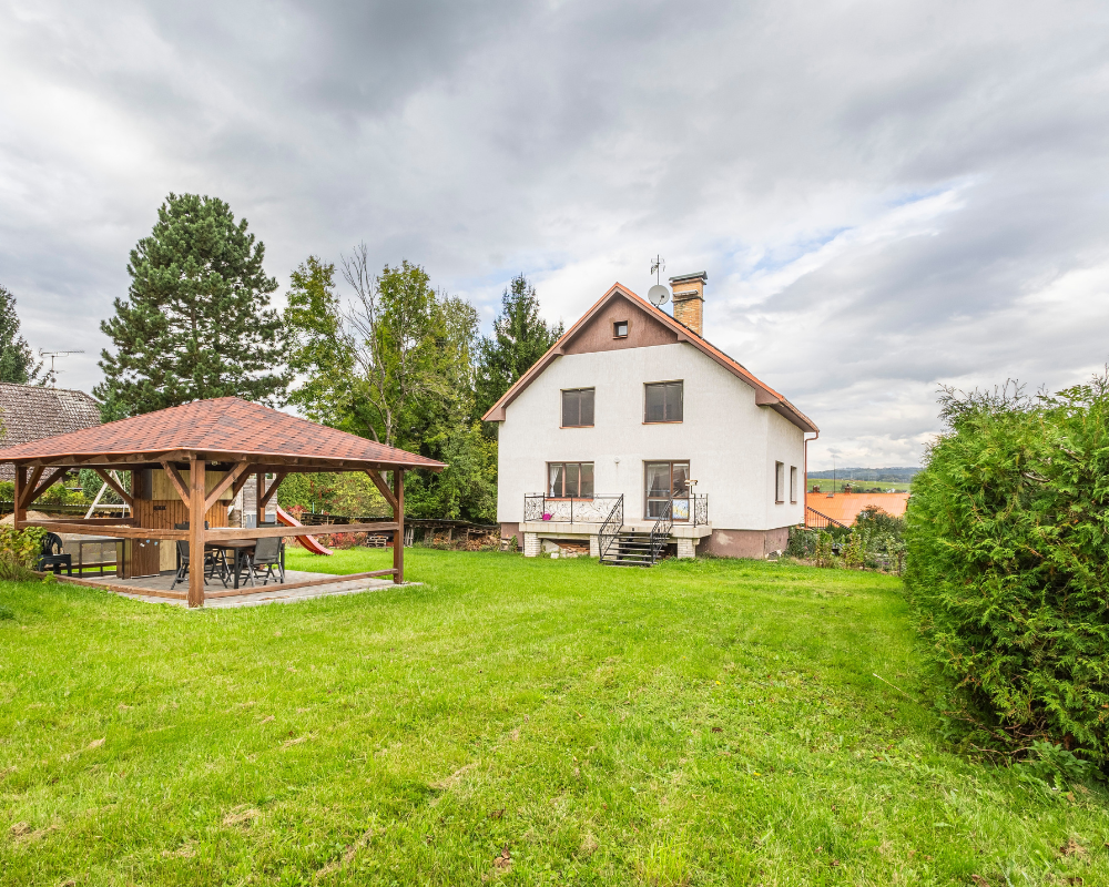 Pronájem rodinného domu 145,5 m², Hrubá Skála - Doubravice