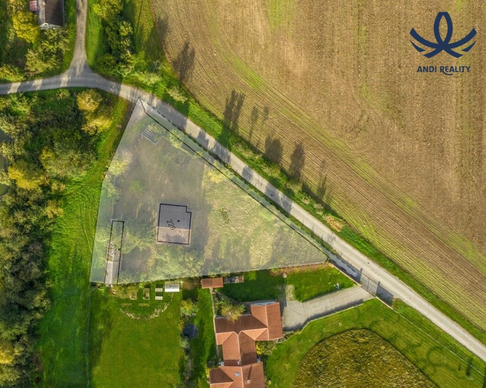 PRODÁNO Prodej pozemku s domem 3+1 o ploše 1 917 m², Březno, okres Mladá Boleslav