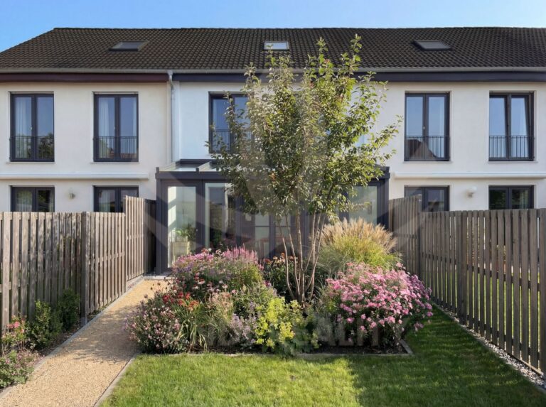 Pergola jako černá staba