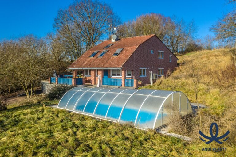 Prodej rodinného domu Žerčice s andireality.cz